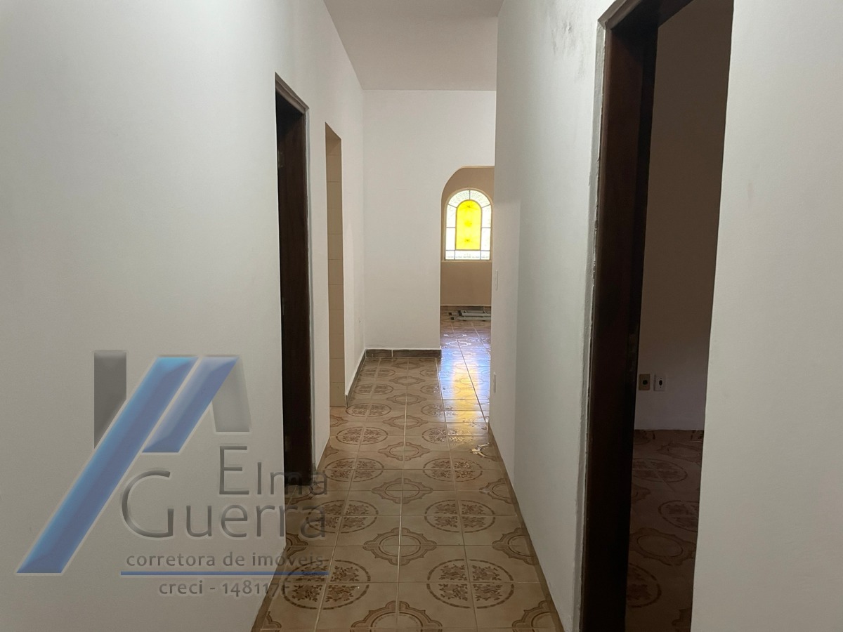 Casa à venda com 2 quartos, 120m² - Foto 12