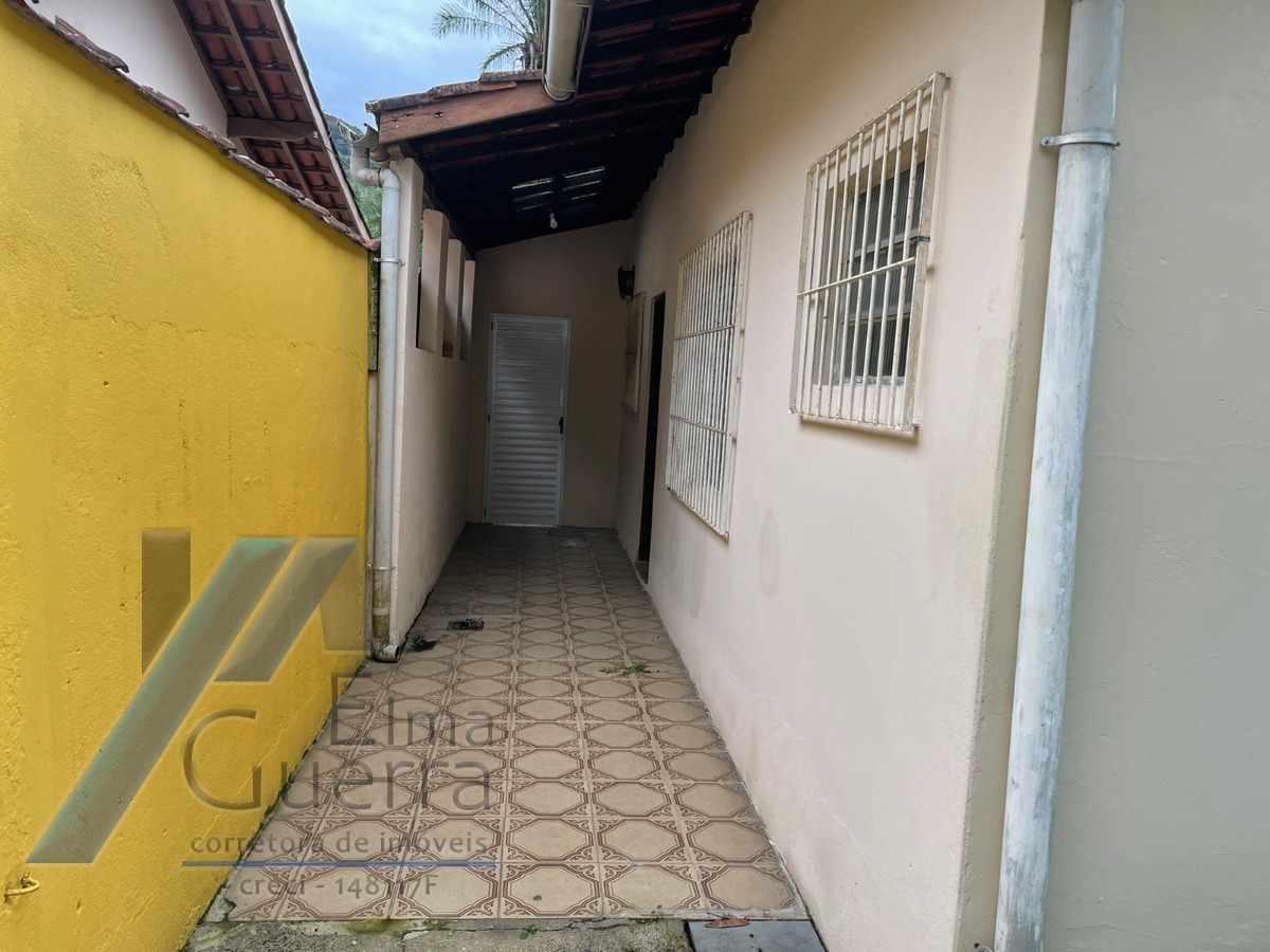 Casa à venda com 2 quartos, 120m² - Foto 5