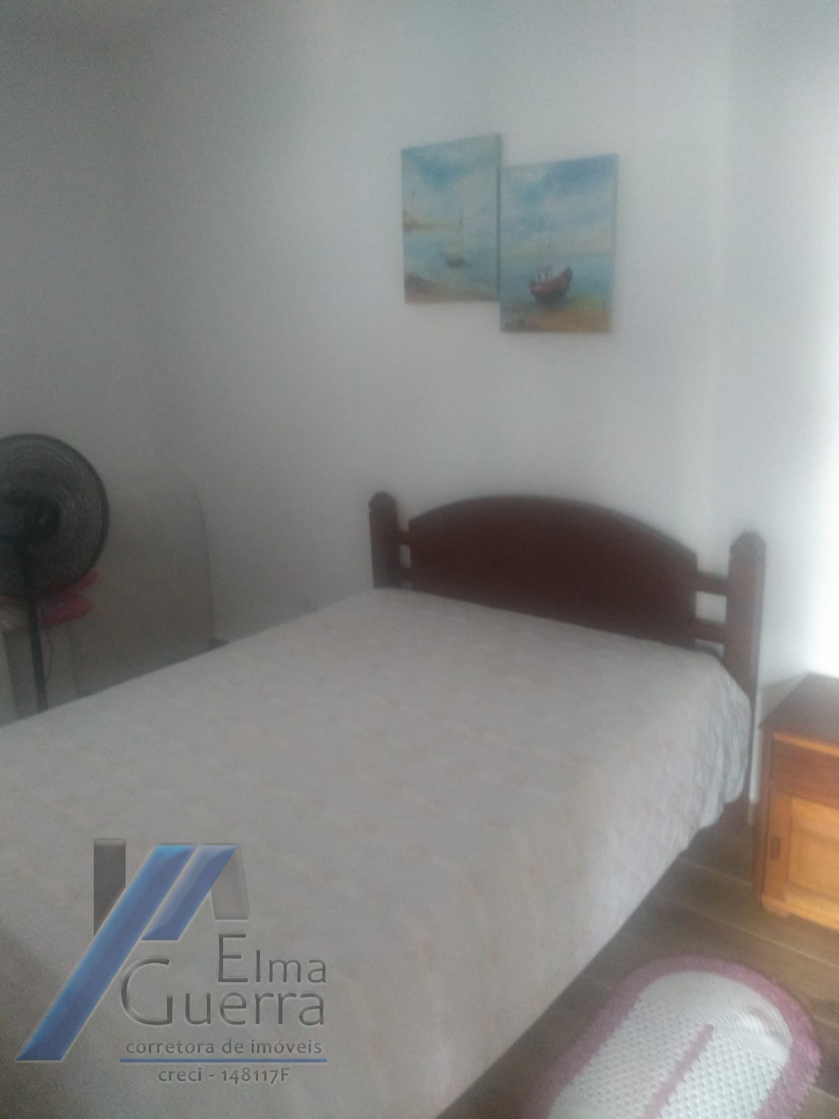 Ubatuba, Centro - Apartamento com 02 dormitórios, sendo 01 suíte e área de lazer.