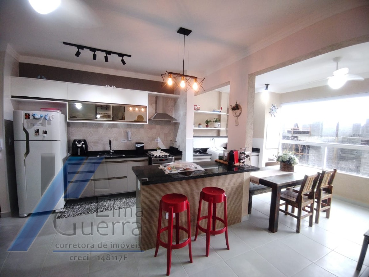 Ubatuba, Toninhas - Apartamento mobiliado com vista para o praia com 02 dormitórios, sendo 01 suíte.