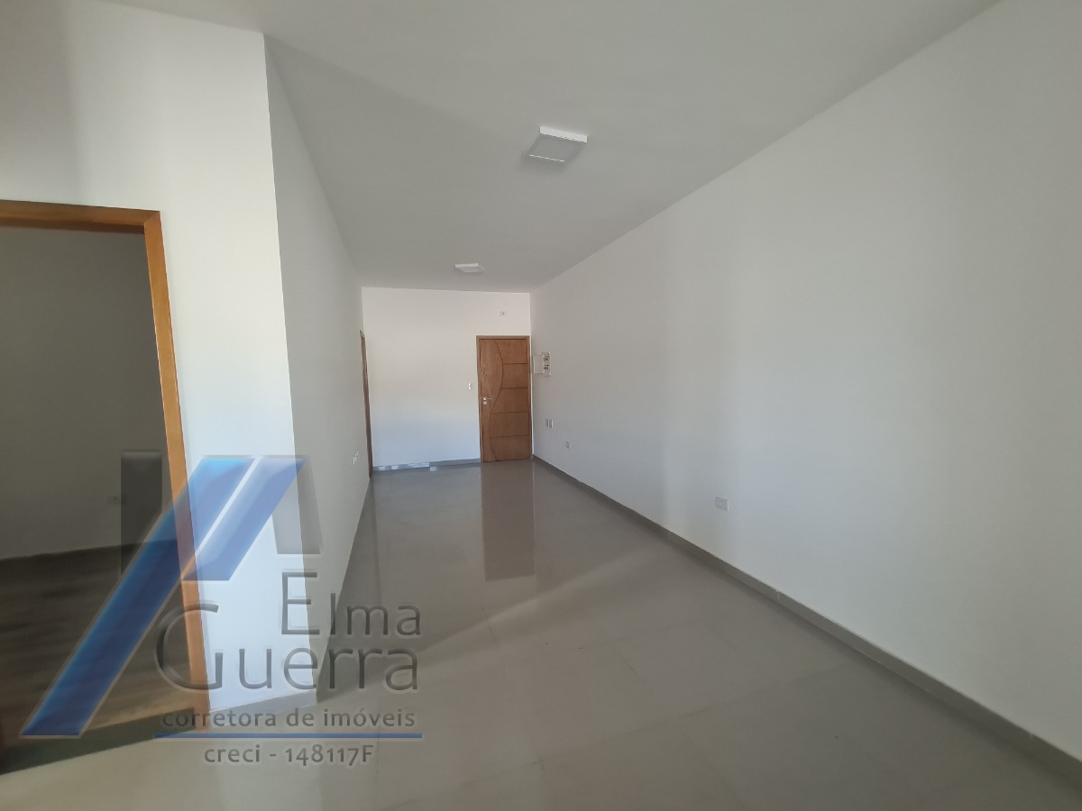 Ubatuba, Centro - Apartamento cobertura com 03 dormitórios, sendo 01 suíte com área de lazer.