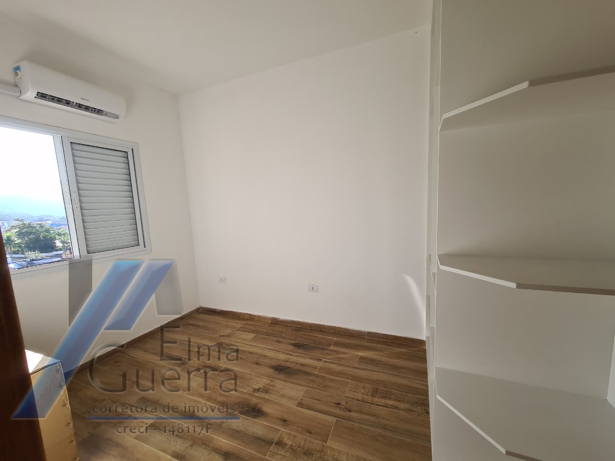 Ubatuba, Centro - Apartamento cobertura com 03 dormitórios, sendo 01 suíte com área de lazer.