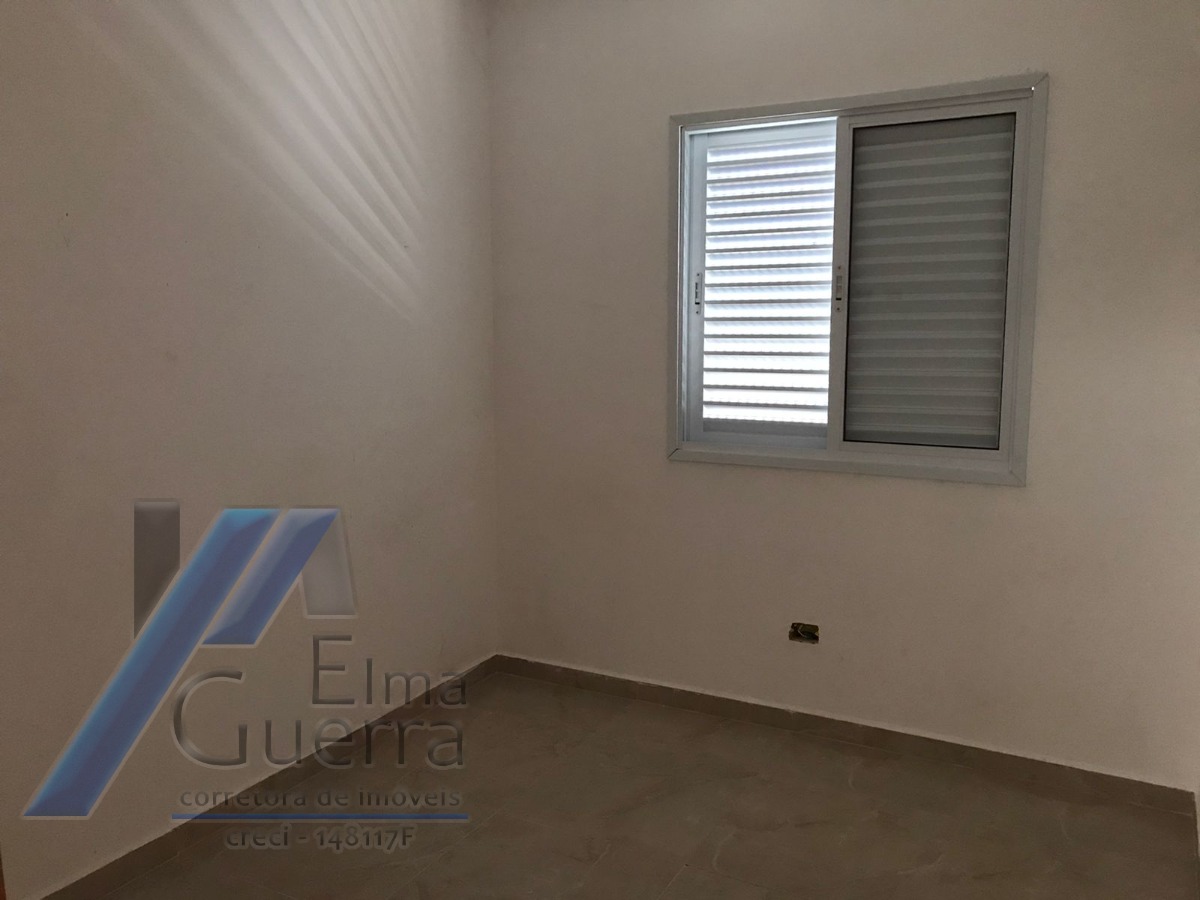 Ubatuba, Centro - Apartamento cobertura com 03 dormitórios, sendo 01 suíte com área de lazer.