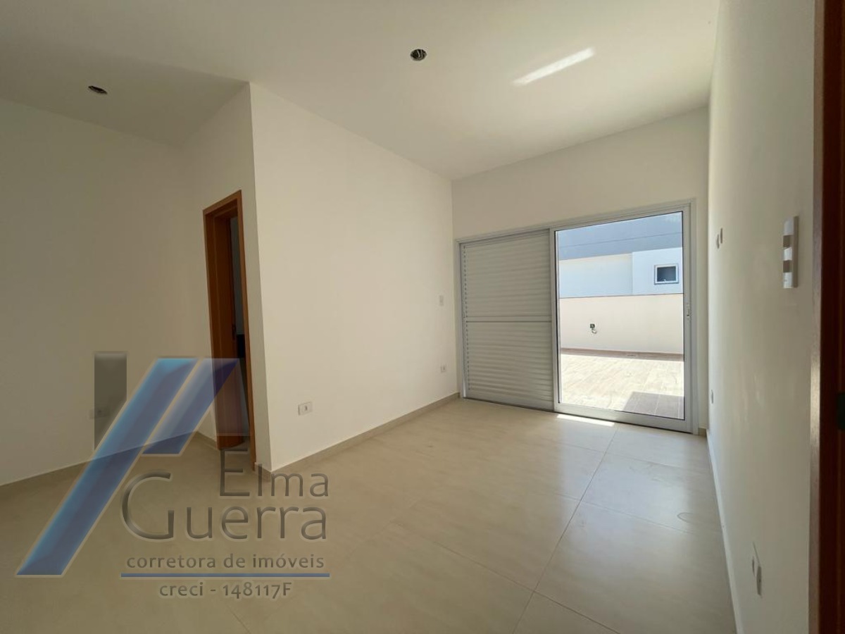 Ubatuba, Centro - Apartamento cobertura com 03 dormitórios, sendo 01 suíte e area de lazer.