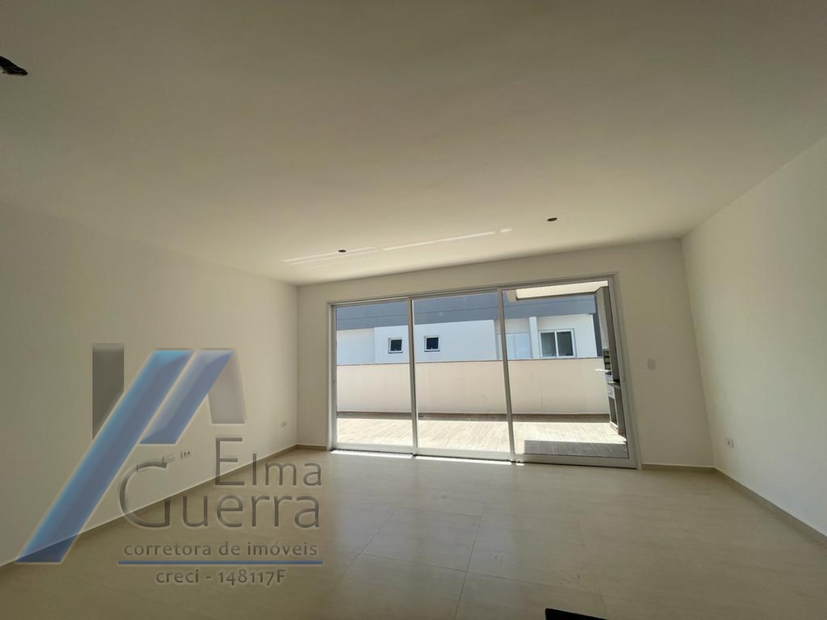 Ubatuba, Centro - Apartamento cobertura com 03 dormitórios, sendo 01 suíte e area de lazer.