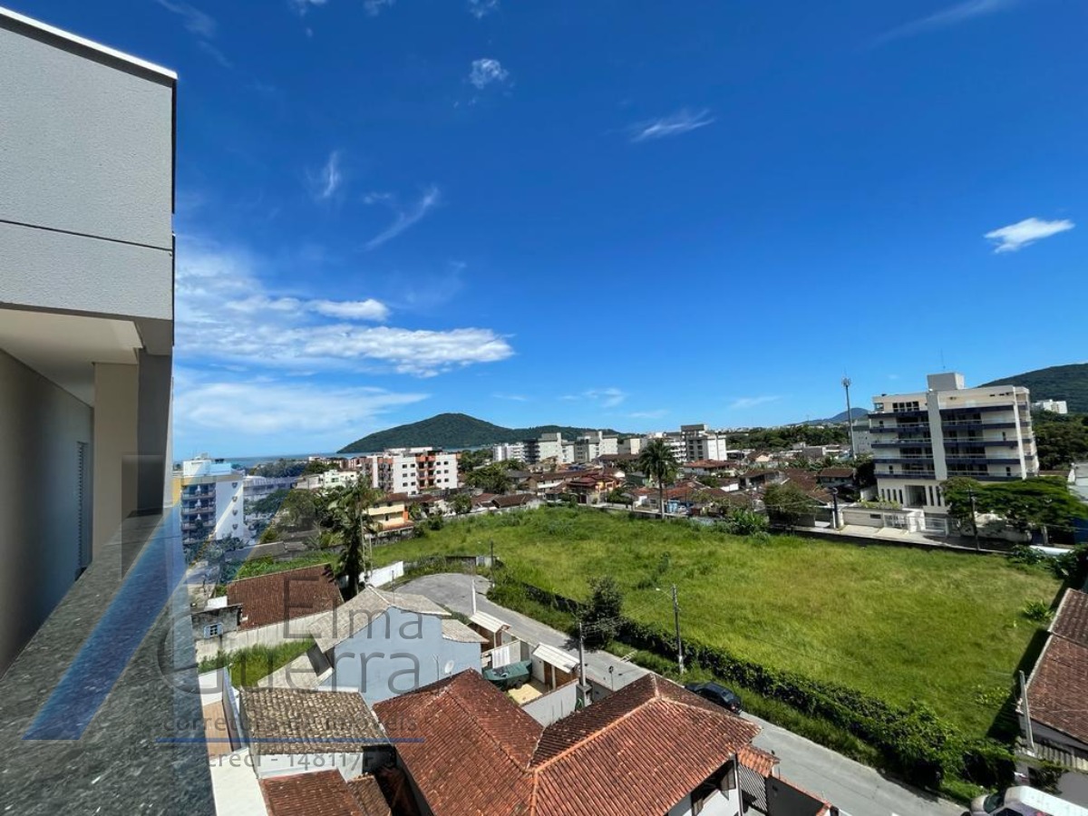 Ubatuba, Centro - Apartamento cobertura com 03 dormitórios, sendo 01 suíte e area de lazer.