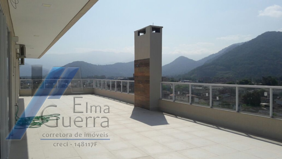 Ubatuba, Centro - Apartamento cobertura com 04 suítes e área de lazer completa.