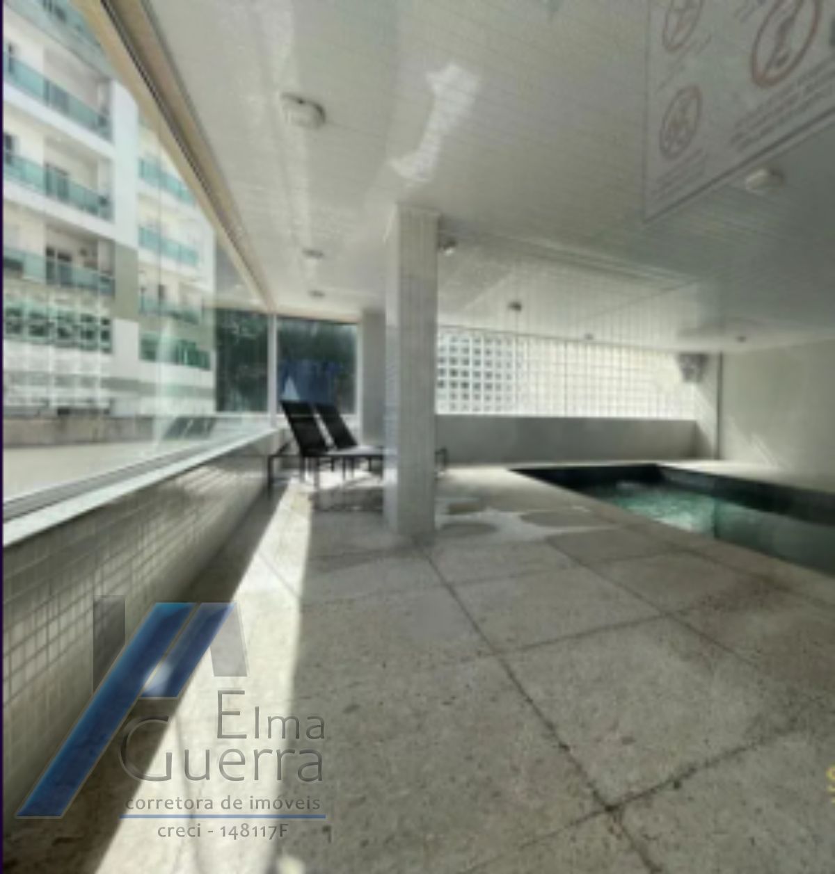 Ubatuba, Centro - Apartamento cobertura com 04 suítes e área de lazer completa.