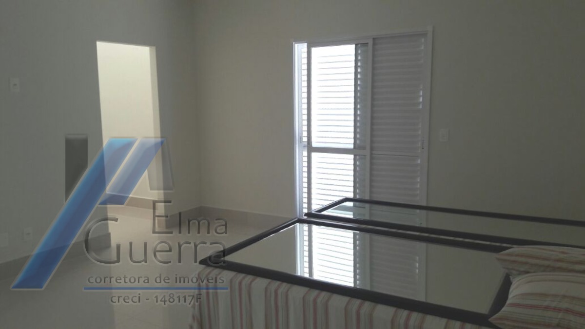 Ubatuba, Centro - Apartamento cobertura com 04 suítes e área de lazer completa.