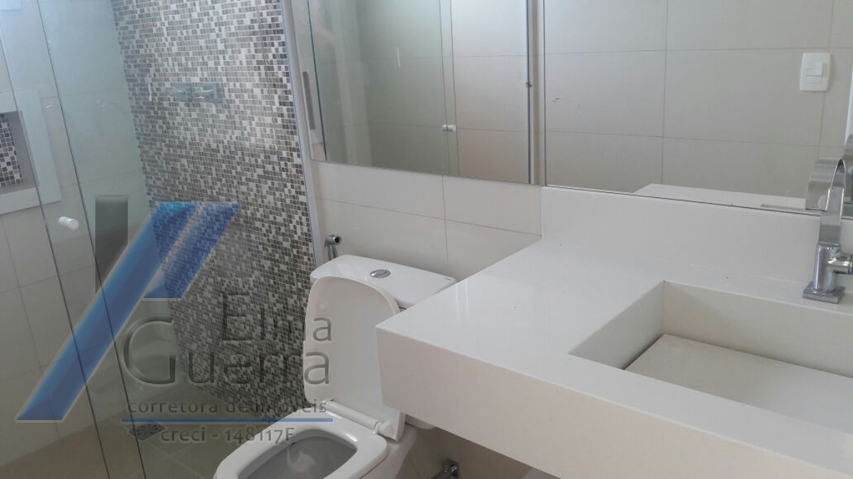 Ubatuba, Centro - Apartamento cobertura com 04 suítes e área de lazer completa.