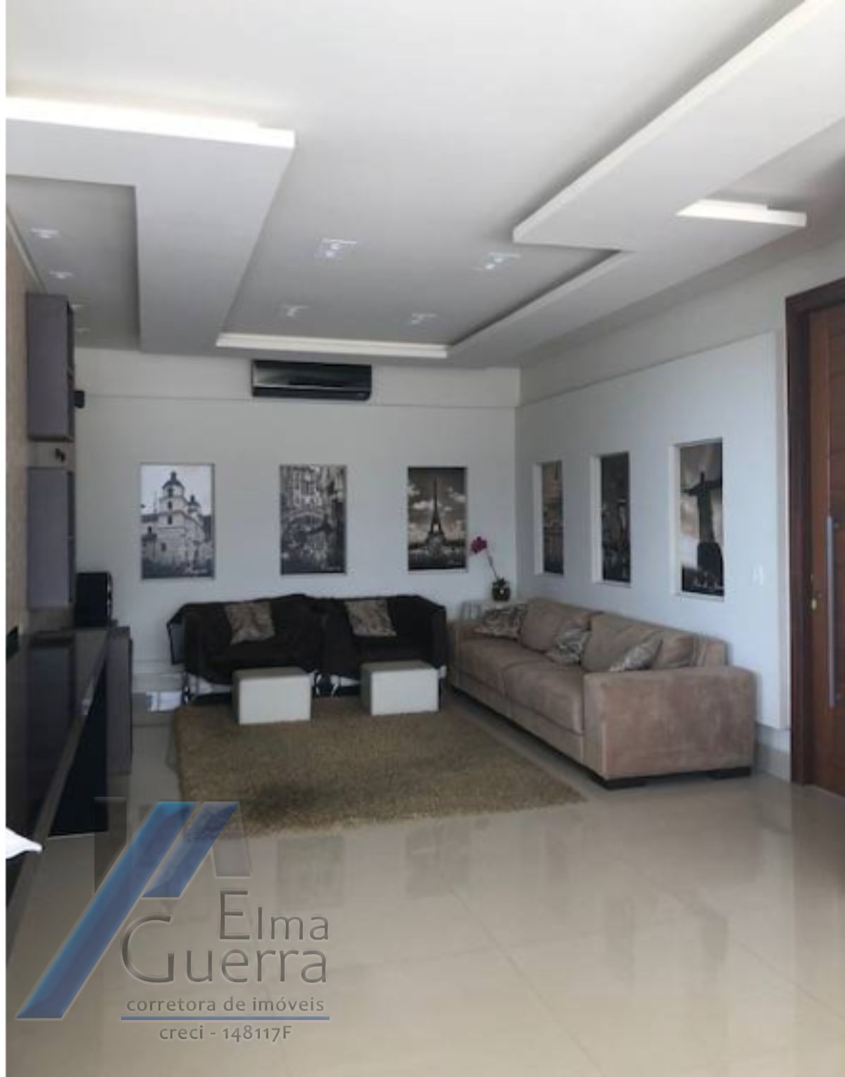 Ubatuba, Centro - Apartamento cobertura com 04 suítes e área de lazer completa.