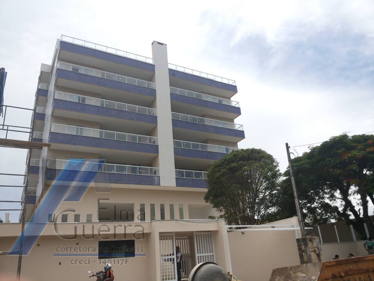 Ubatuba, Centro - Apartamento cobertura com 04 suítes e área de lazer completa.