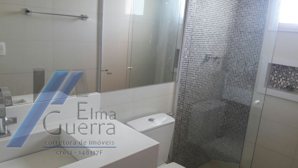 Ubatuba, Centro - Apartamento cobertura com 04 suítes e área de lazer completa.