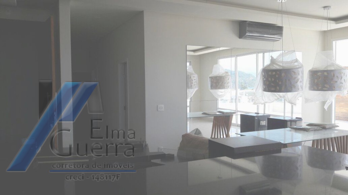 Ubatuba, Centro - Apartamento cobertura com 04 suítes e área de lazer completa.