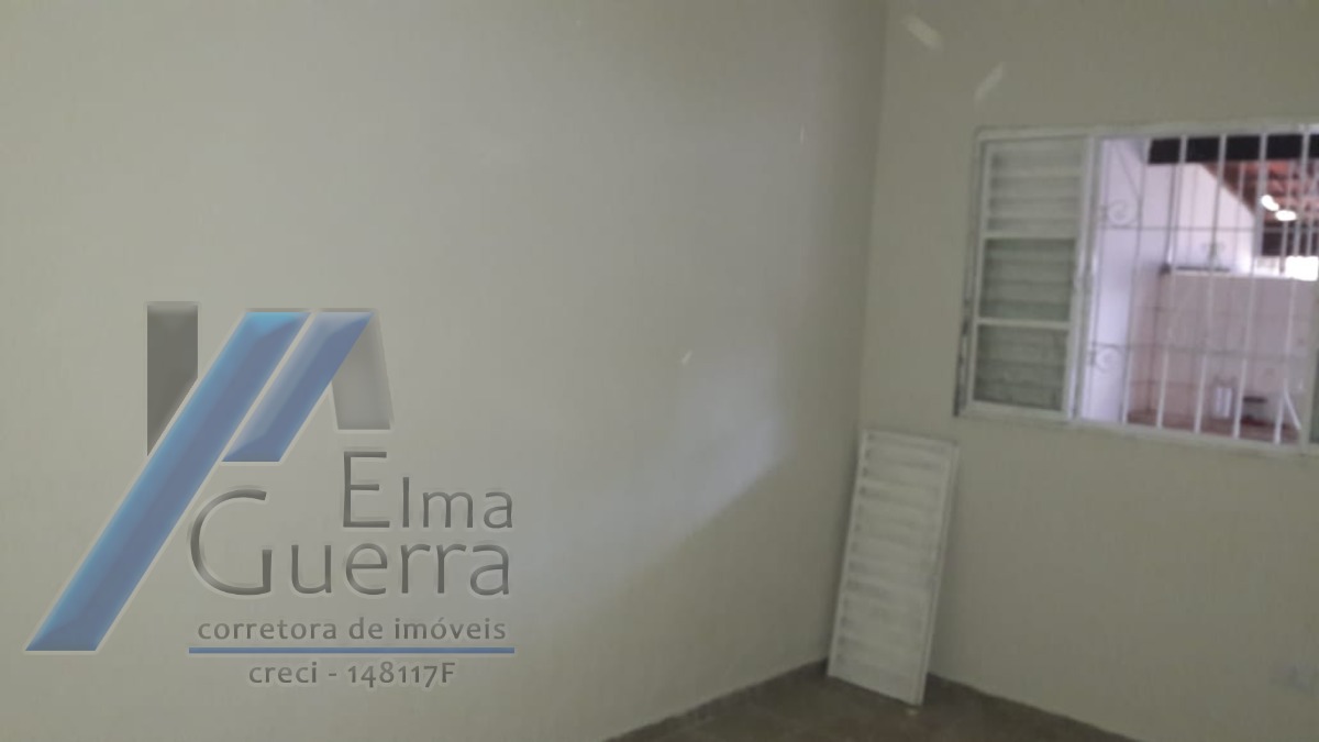 Casa à venda com 2 quartos, 70m² - Foto 27