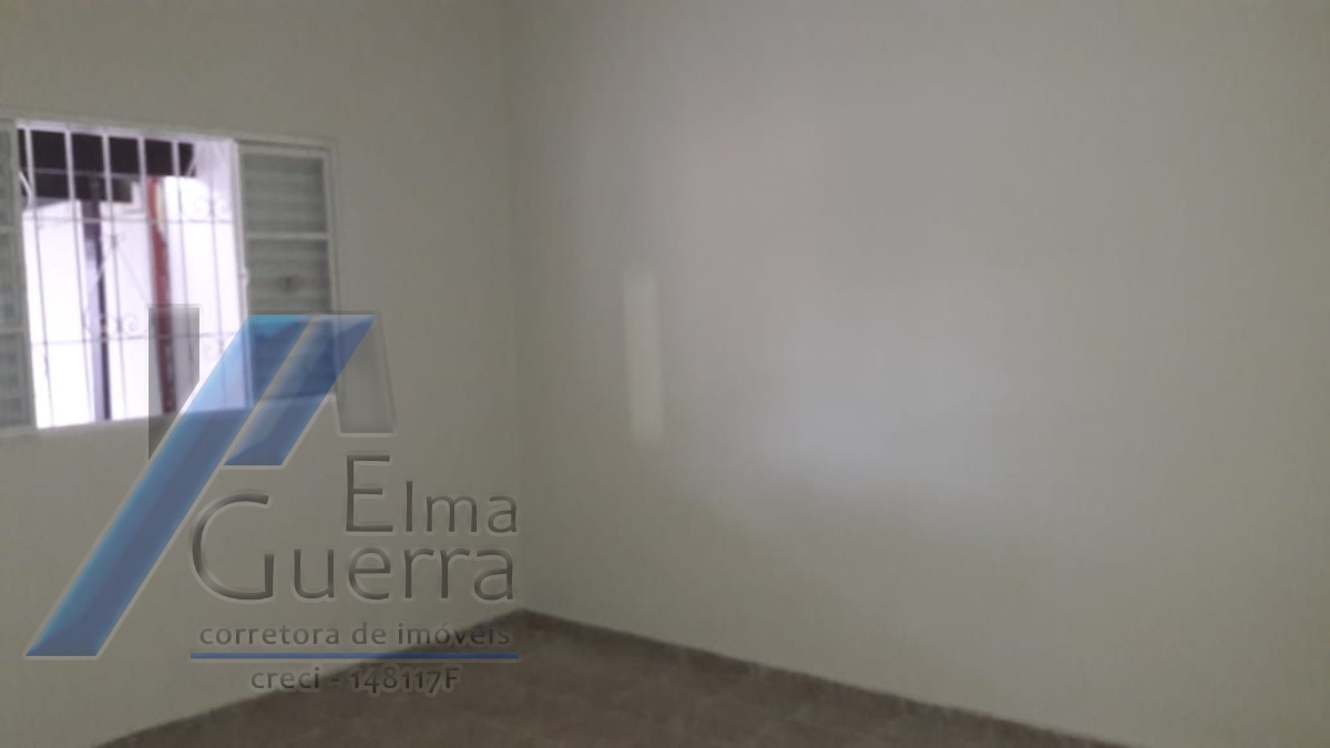Casa à venda com 2 quartos, 70m² - Foto 32