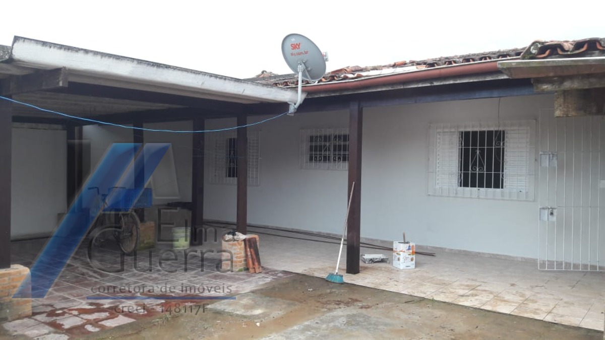Casa à venda com 2 quartos, 70m² - Foto 8