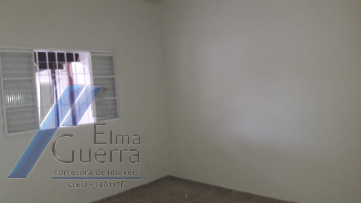 Casa à venda com 2 quartos, 70m² - Foto 29