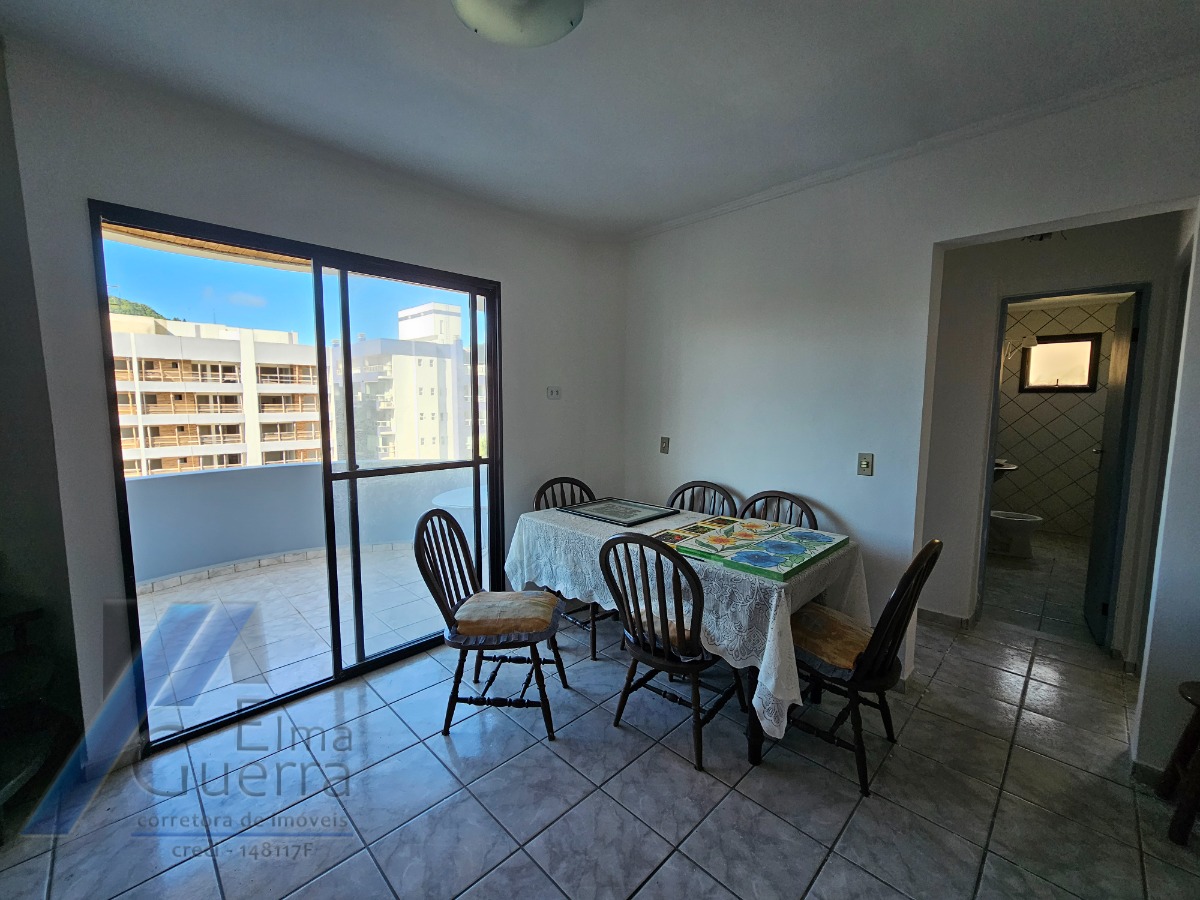 Ubatuba, Toninhas - Cobertura duplex próxima a praia com 03 dormitórios, sendo 01 suíte.