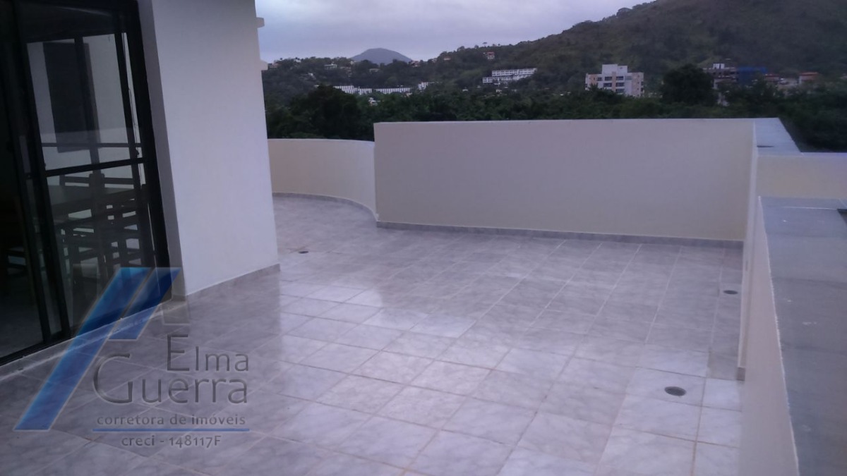 Ubatuba, Toninhas - Cobertura duplex próxima a praia com 03 dormitórios, sendo 01 suíte.
