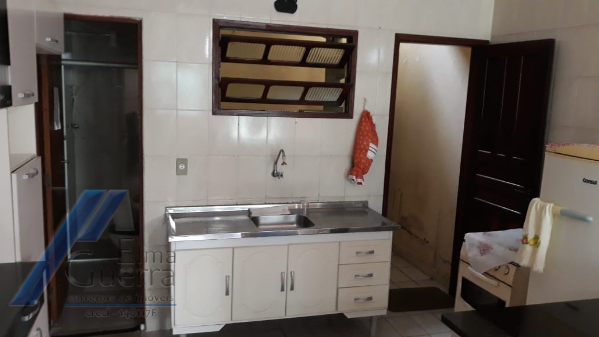 Casa à venda com 3 quartos, 80m² - Foto 10