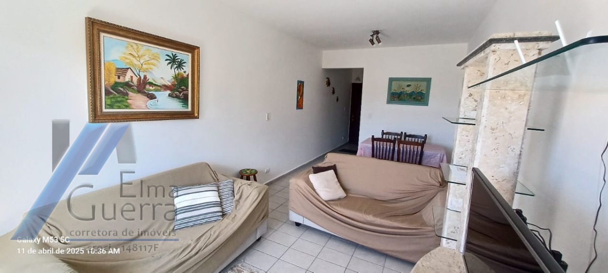 Ubatuba, Centro- Apartamento com 02 dormitórios, sendo 01 suíte.