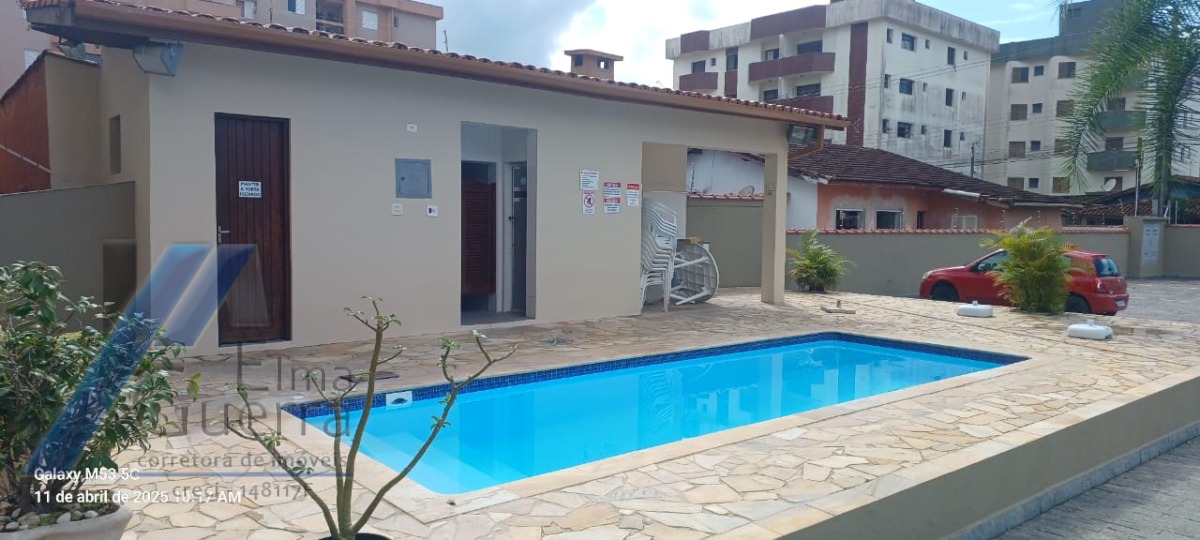 Ubatuba, Centro- Apartamento com 02 dormitórios, sendo 01 suíte.