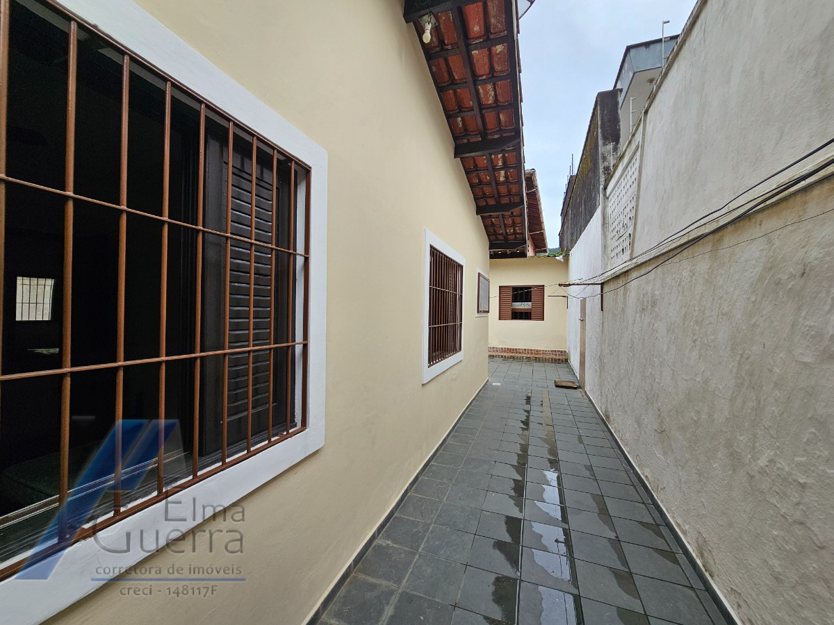 Casa à venda com 3 quartos, 220m² - Foto 29