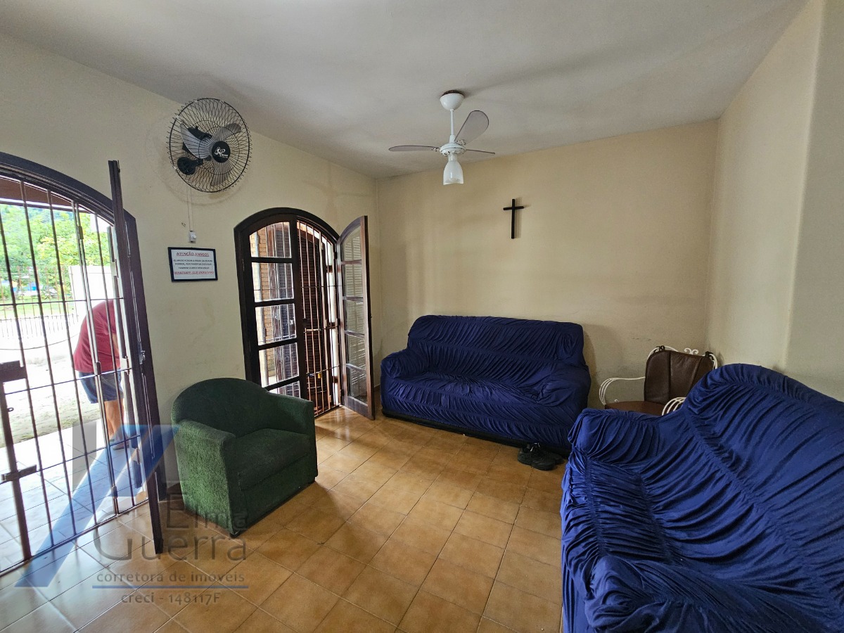 Casa à venda com 3 quartos, 220m² - Foto 12