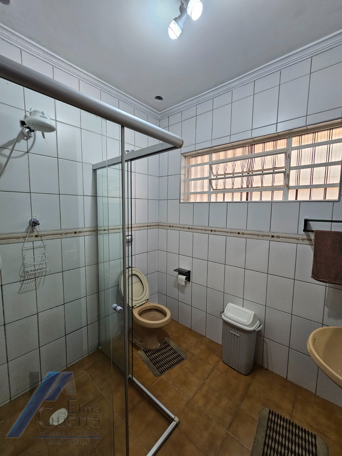 Casa à venda com 3 quartos, 220m² - Foto 28