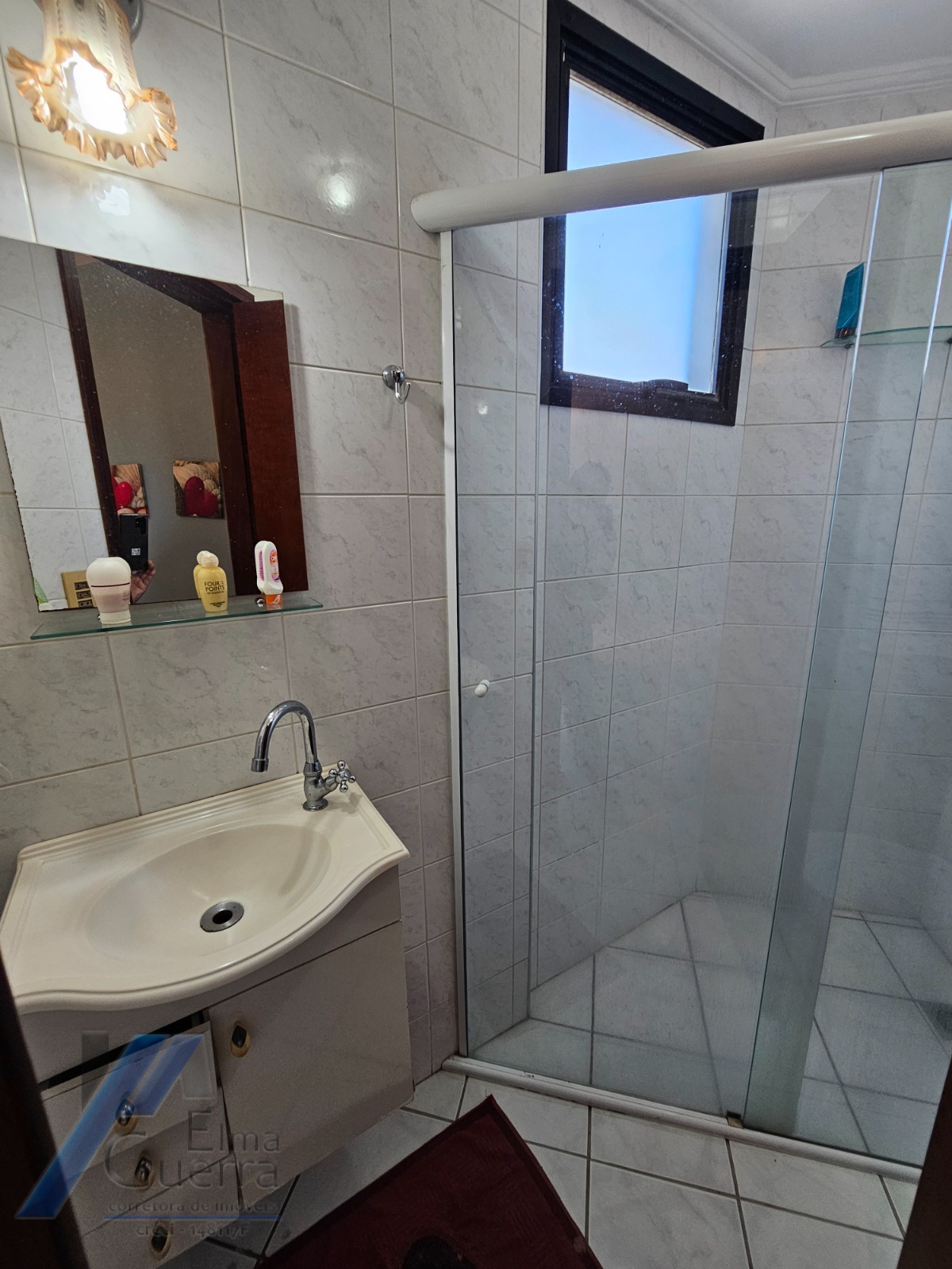 Ubatuba, Itaguá - Apartamento com 02 dormitorios sendo 01 suite.