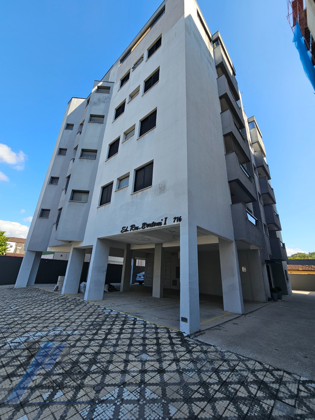 Ubatuba, Itaguá - Apartamento com 02 dormitorios sendo 01 suite.