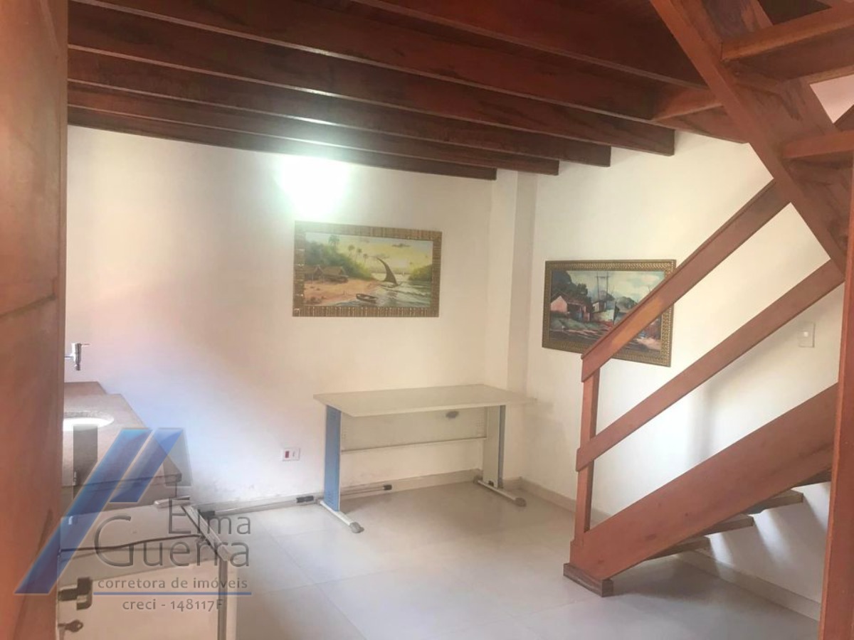 Ubatuba, Itaguá - Casa com 04 dormitórios, sendo 01 suíte.