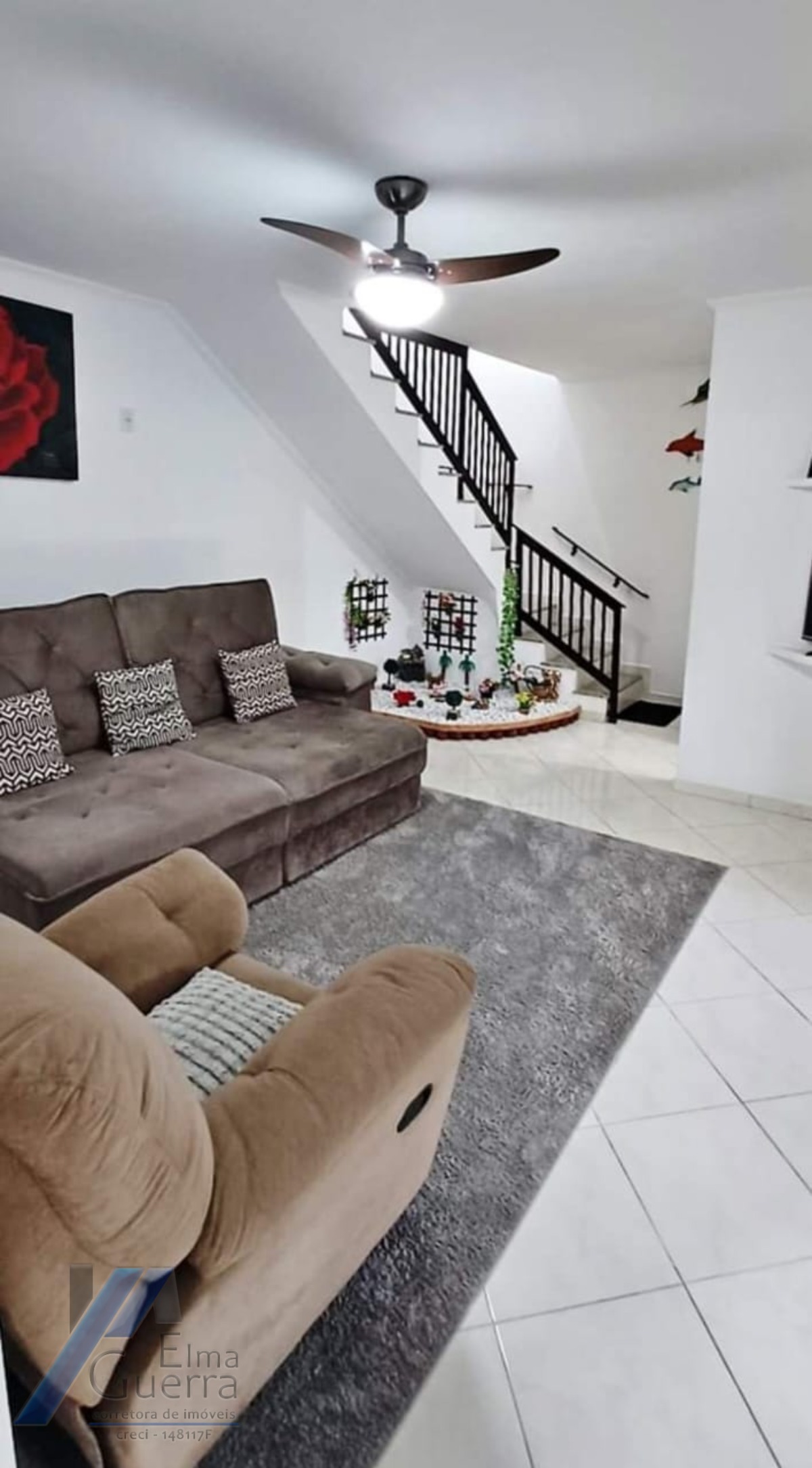 Ubatuba, Centro - Bela e agradável casa bem localizada com 02 suítes.