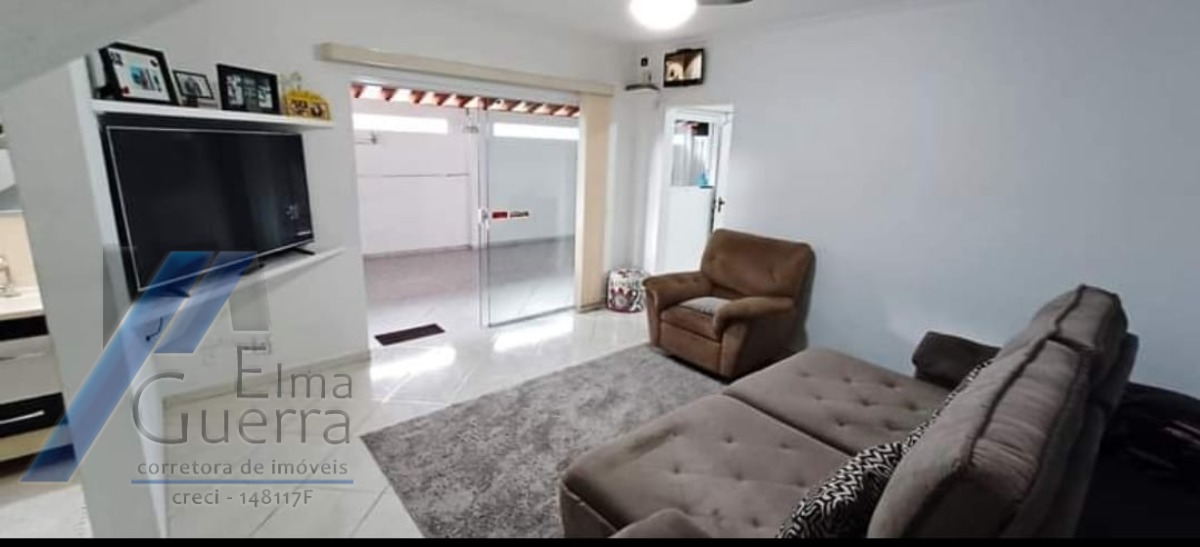 Ubatuba, Centro - Bela e agradável casa bem localizada com 02 suítes.