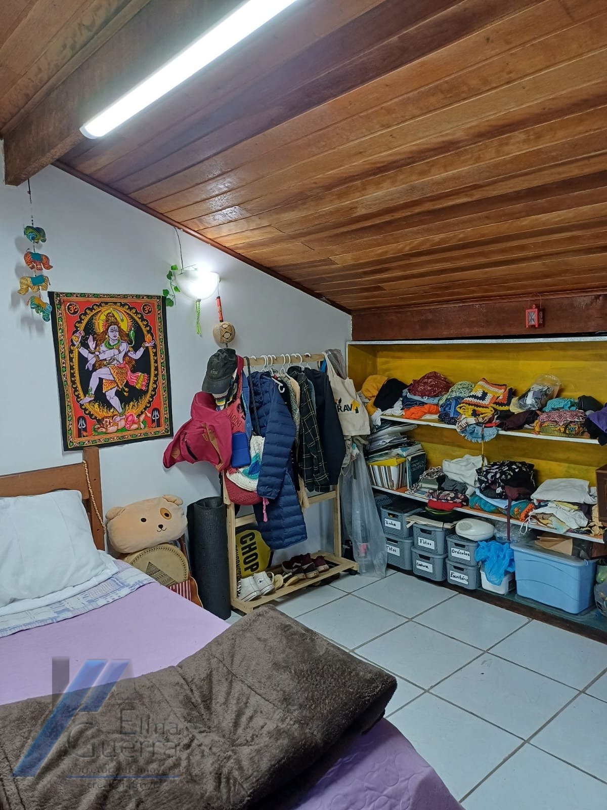 Casa à venda com 4 quartos, 101m² - Foto 4