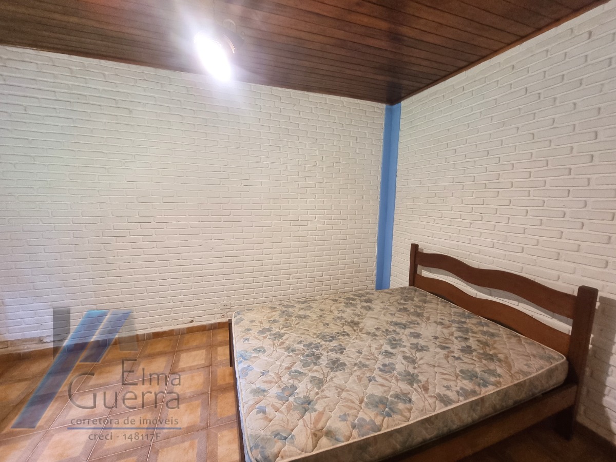 Ubatuba- Horto Florestal - Sitio com excelente edificação, boa localização com cachoeiras e piscinas naturais.