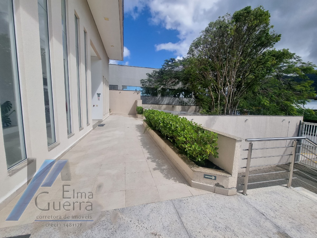 Apartamento à venda com 3 quartos, 180m² - Foto 12