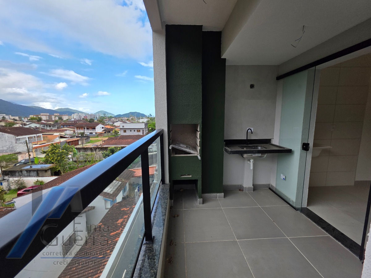 Ubatuba, Perequê Açu - Apartamento com 02 dormitórios, sendo 01 suíte e área de lazer.