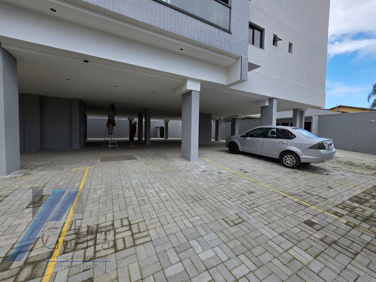 Ubatuba, Perequê Açu - Apartamento com 02 dormitórios, sendo 01 suíte e área de lazer.