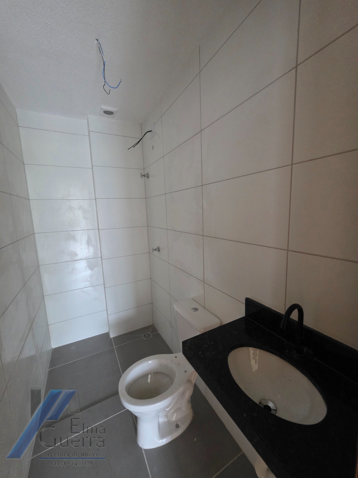 Ubatuba, Perequê Açu - Apartamento com 02 dormitórios, sendo 01 suíte e área de lazer.