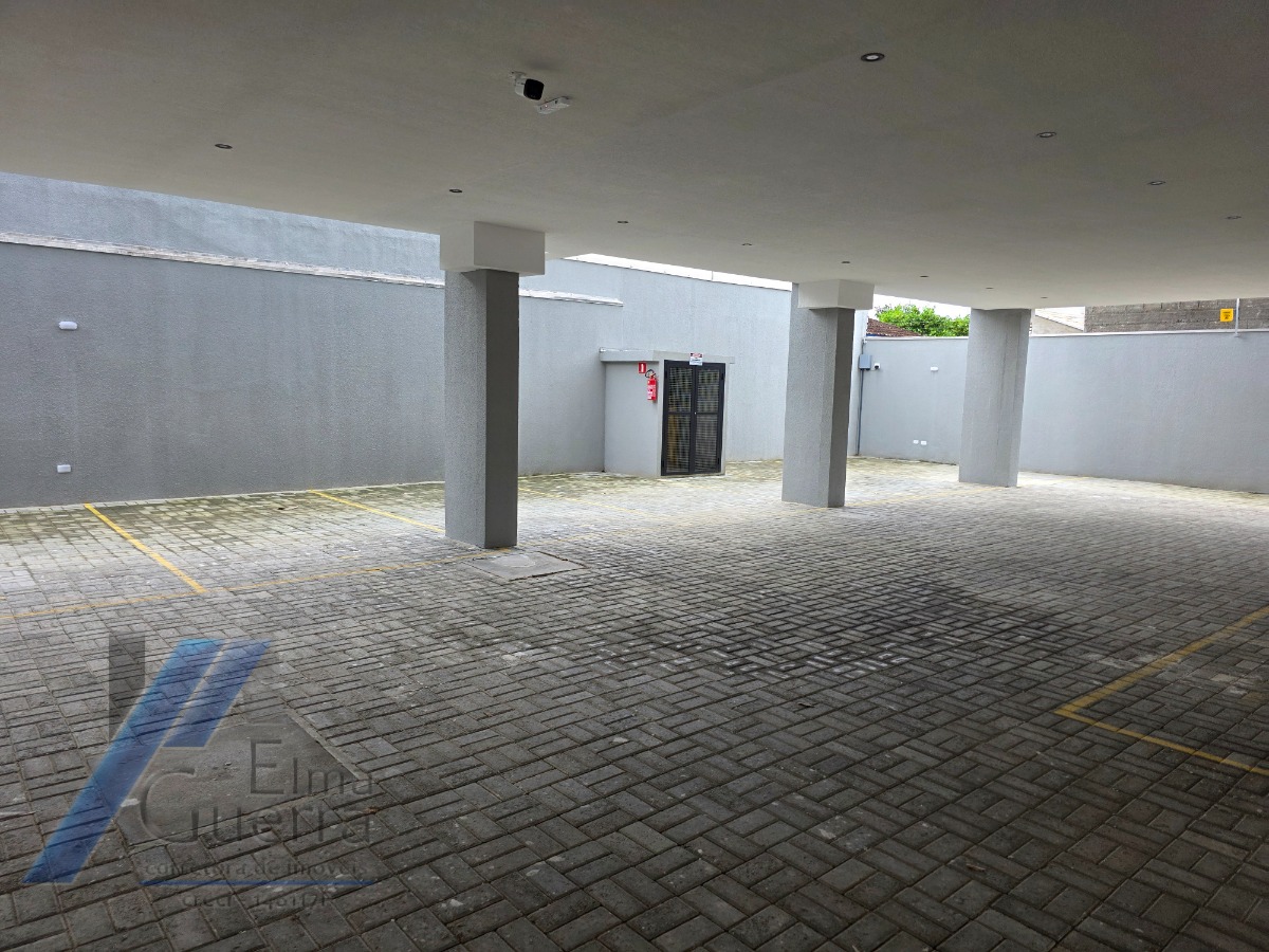 Ubatuba, Perequê Açu - Apartamento com 02 dormitórios, sendo 01 suíte e área de lazer.