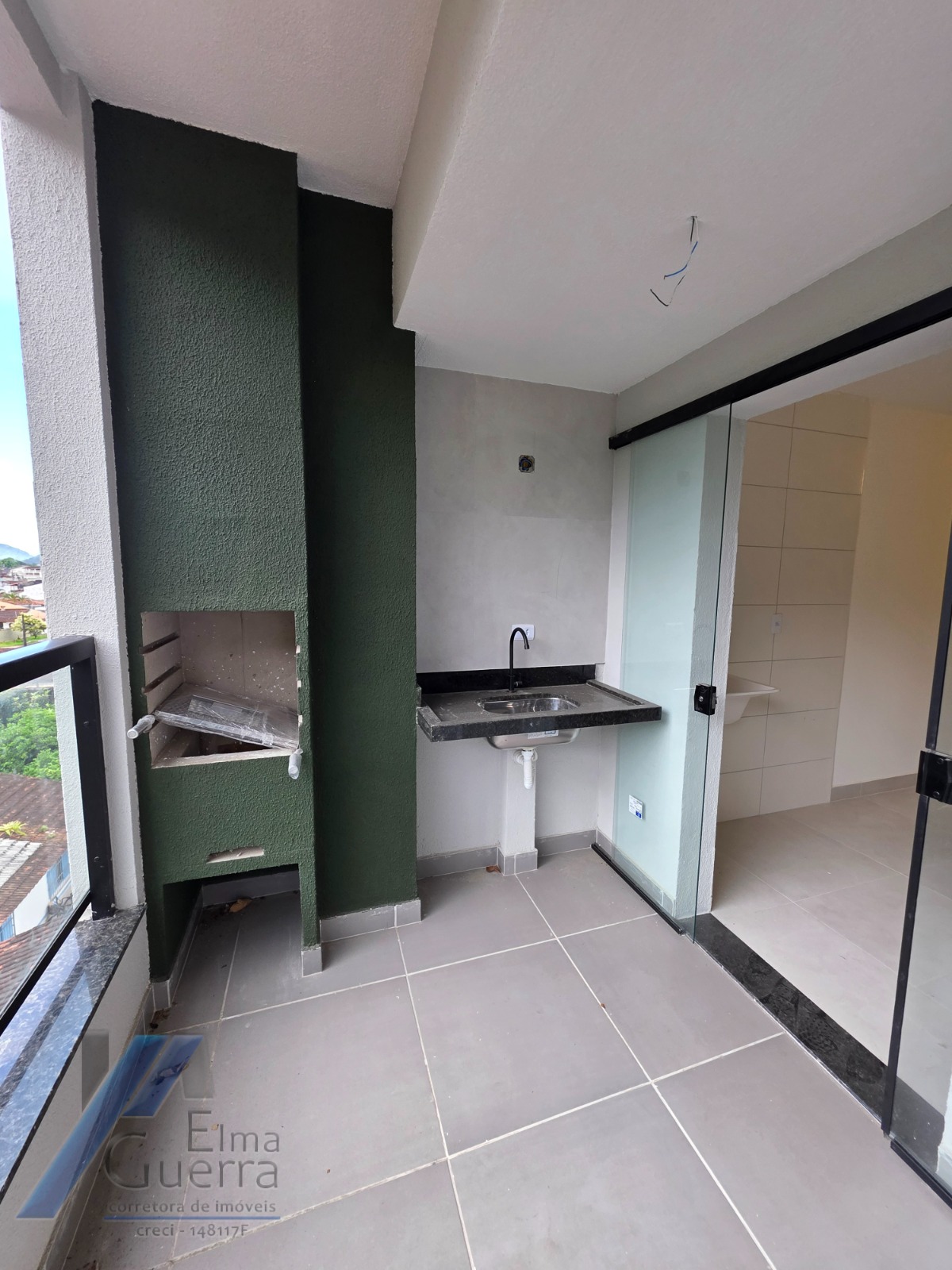 Ubatuba, Perequê Açu - Apartamento com 02 dormitórios, sendo 01 suíte e área de lazer.
