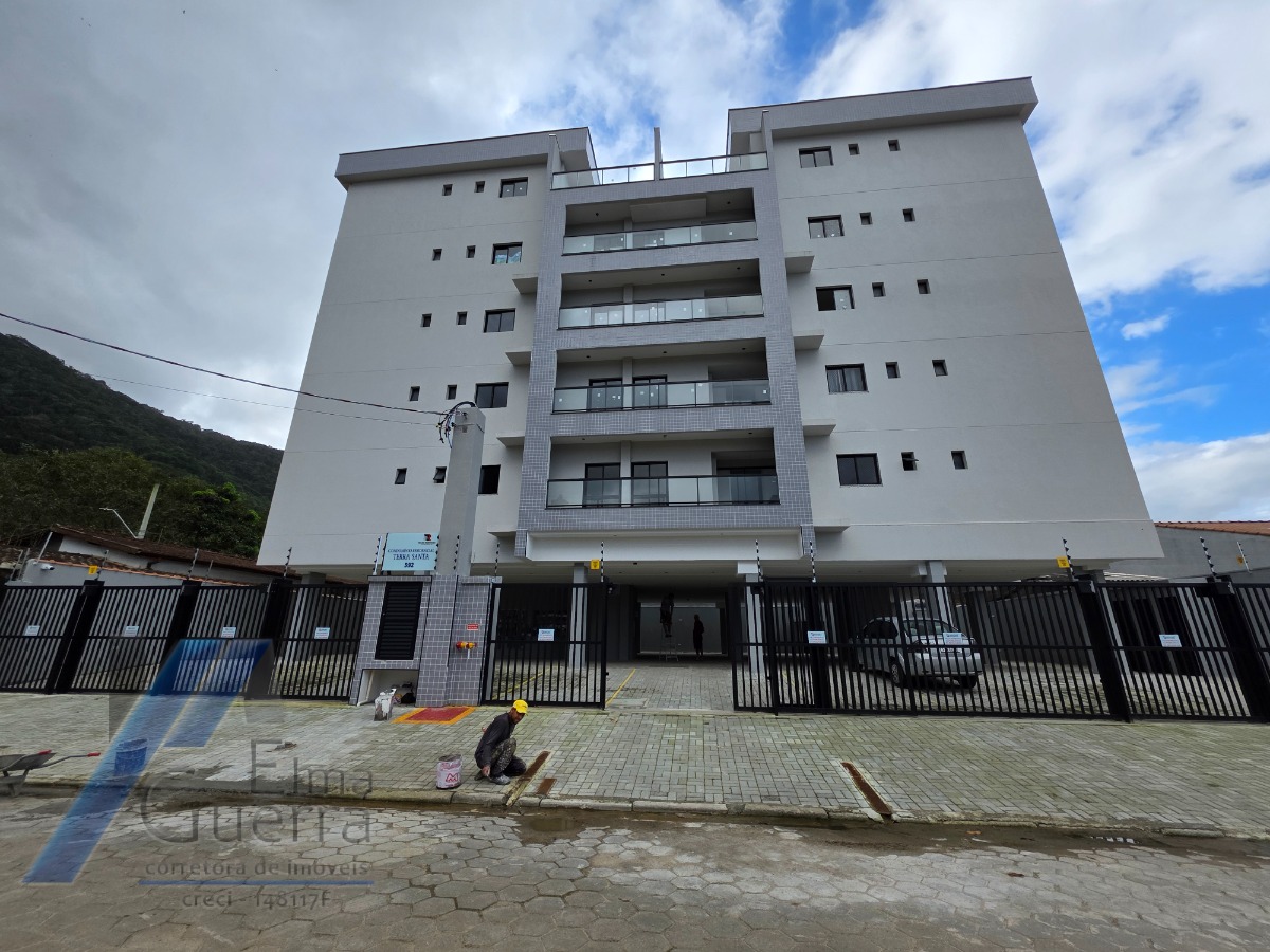 Ubatuba, Perequê Açu - Apartamento com 02 dormitórios, sendo 01 suíte e área de lazer.