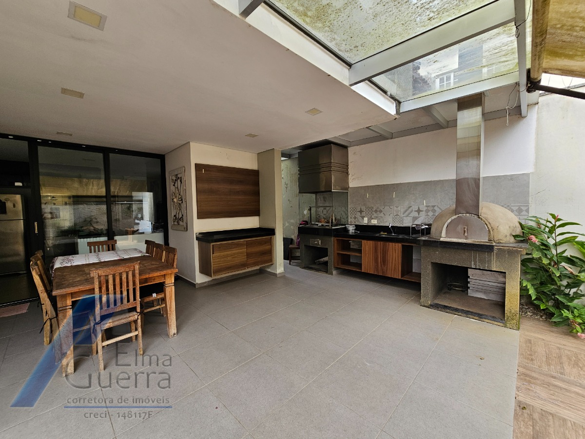 Casa, 5 quartos, 245 m² - Foto 11