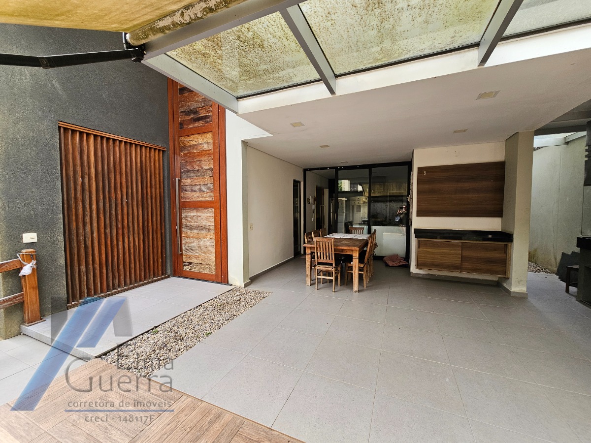 Casa, 5 quartos, 245 m² - Foto 9