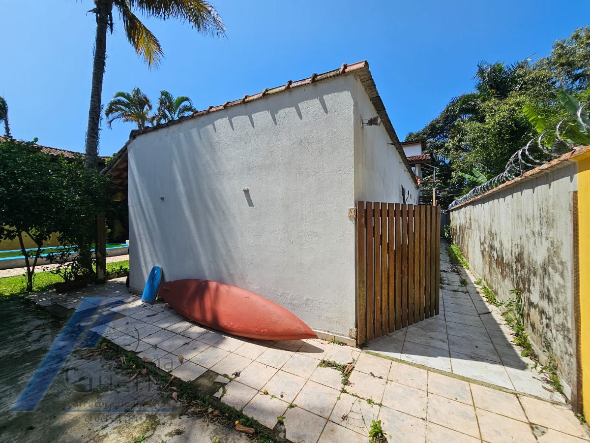 Ubatuba, Itaguá - Casa com Lazer e Espaço Gourmet, 03 dormitórios, sendo 01 suíte, 228m2 de Construção.