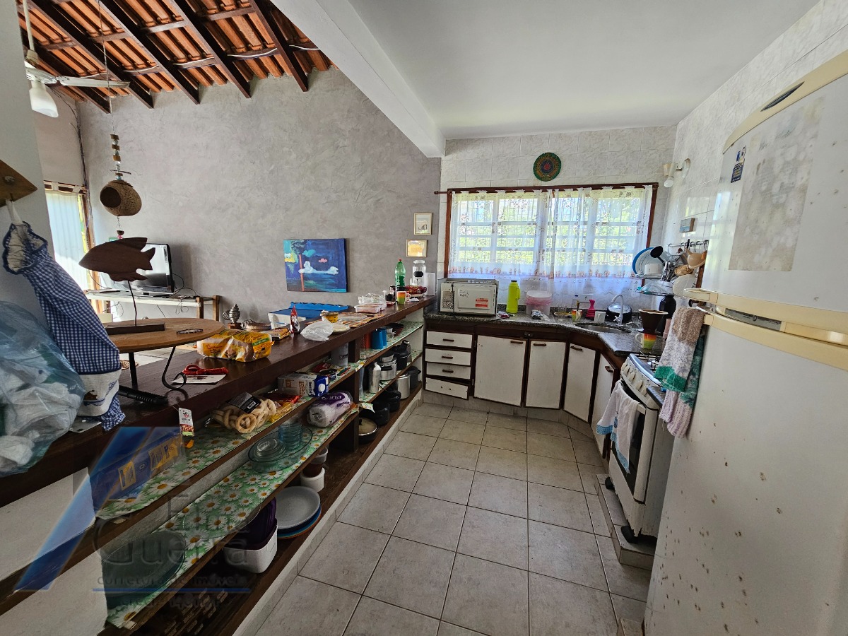 Ubatuba, Itaguá - Casa com Lazer e Espaço Gourmet, 03 dormitórios, sendo 01 suíte, 228m2 de Construção.