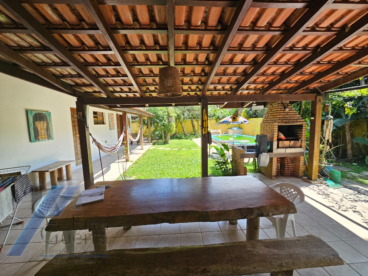 Ubatuba, Itaguá - Casa com Lazer e Espaço Gourmet, 03 dormitórios, sendo 01 suíte, 228m2 de Construção.