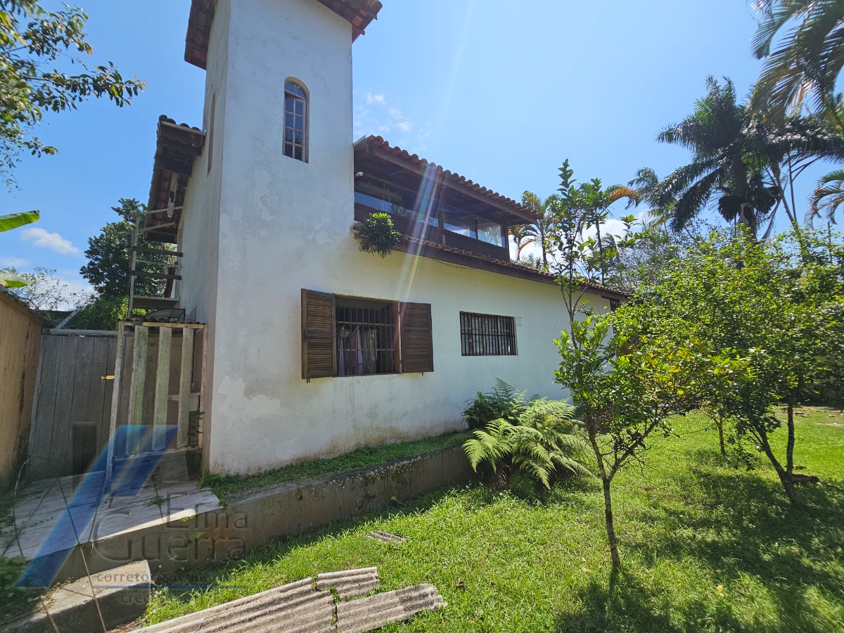 Ubatuba, Itaguá - Casa com Lazer e Espaço Gourmet, 03 dormitórios, sendo 01 suíte, 228m2 de Construção.